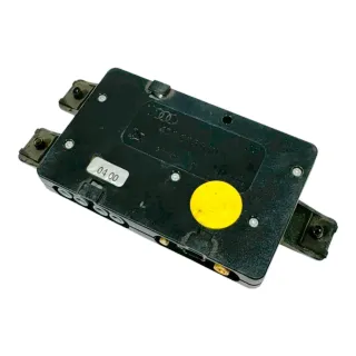 Audi A6 4B A2 Antenneverstärker Verstärker Antenne 4d0035530A Umschaltbox - Bild 1