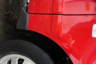 Audi A4 B5 (ab ca Ende1999 Facelift) Kotflügel vorne rechts rot LY3H - Bild 3