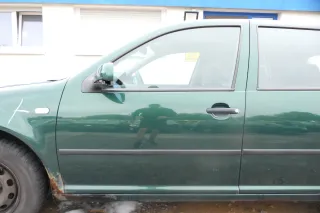 VW Golf 4 Bora Tür vorne links Fahrertür 4/5-Türer Kombi Variant grün LC6M - Bild 1