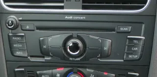 Audi A3 8P Radio Stereo CD MP3 SD Player Original concert 8T1035186C mit Code - Bild 3