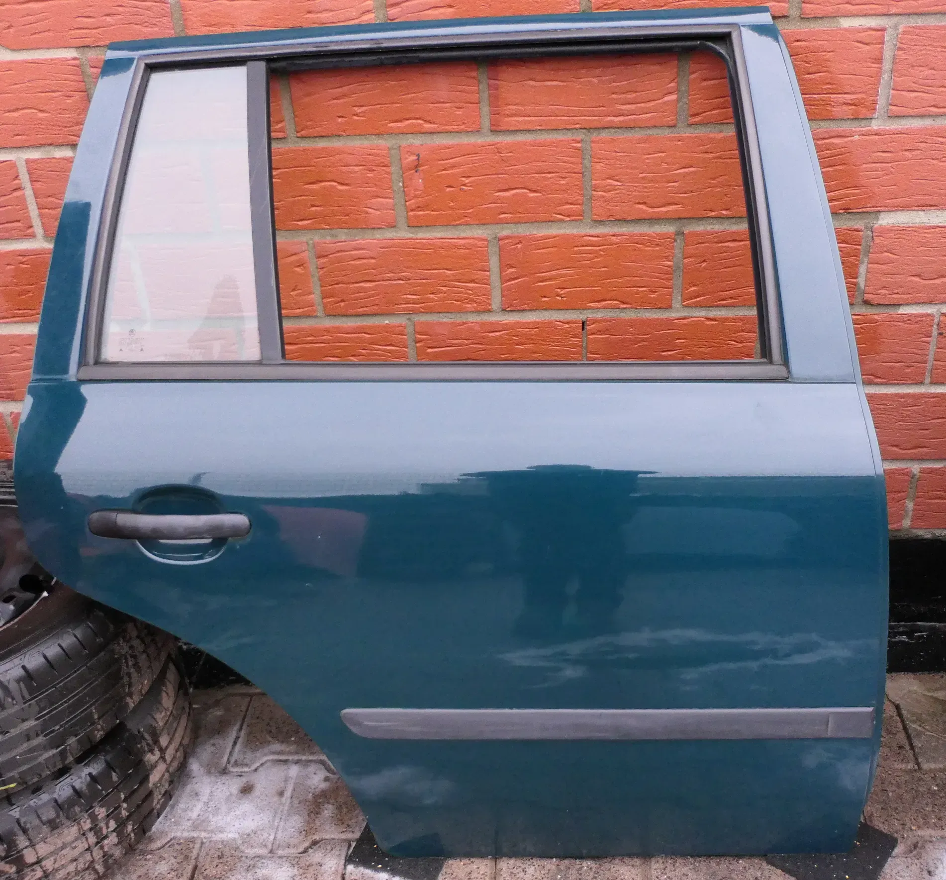 Skoda Octavia 1U Kombi Tür hinten rechts grün L5550 LF6C - Bild 1