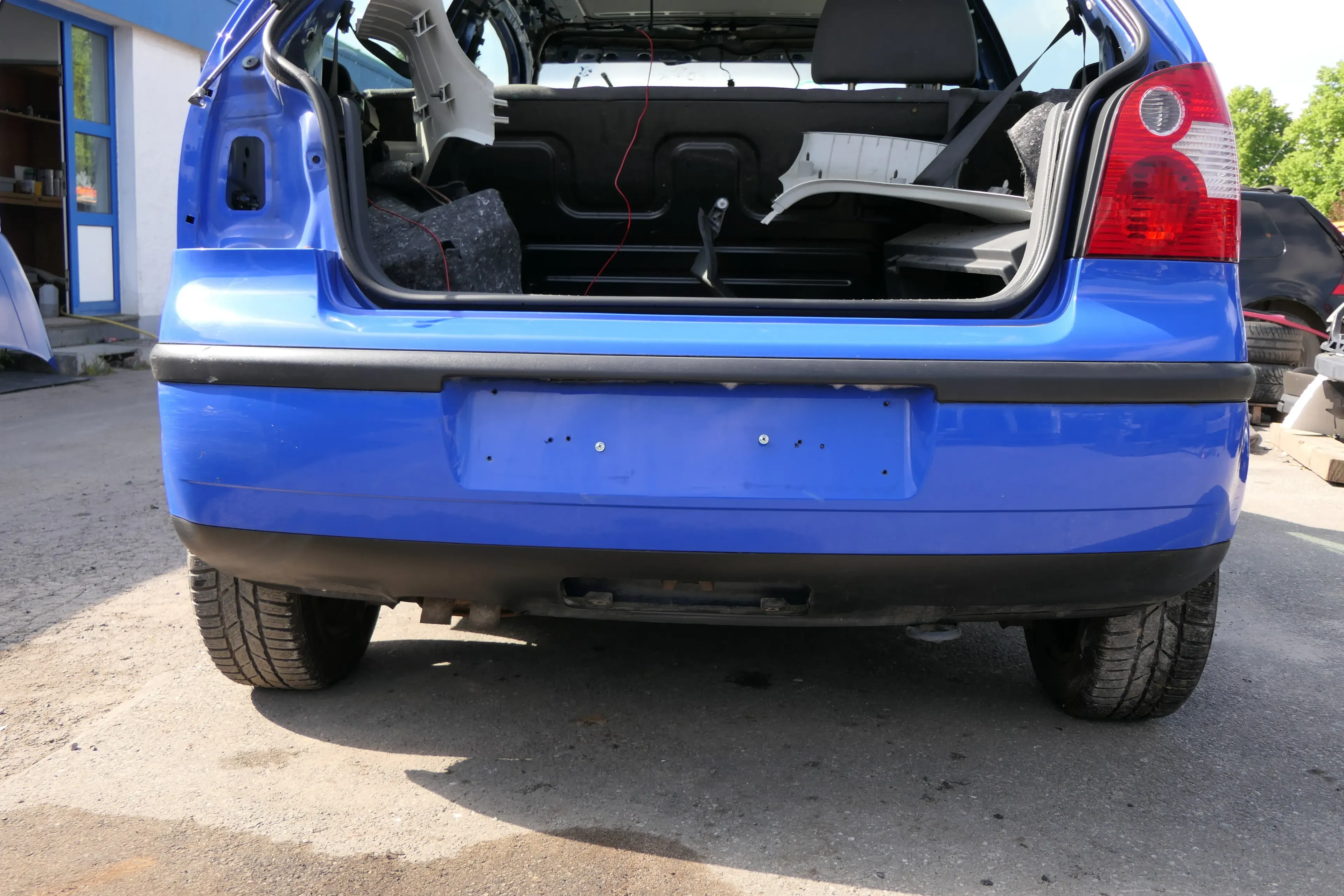 VW Polo 9N 9N3 Stoßstange Heckstoßstange hinten blau LA5F summerblue - Bild 1