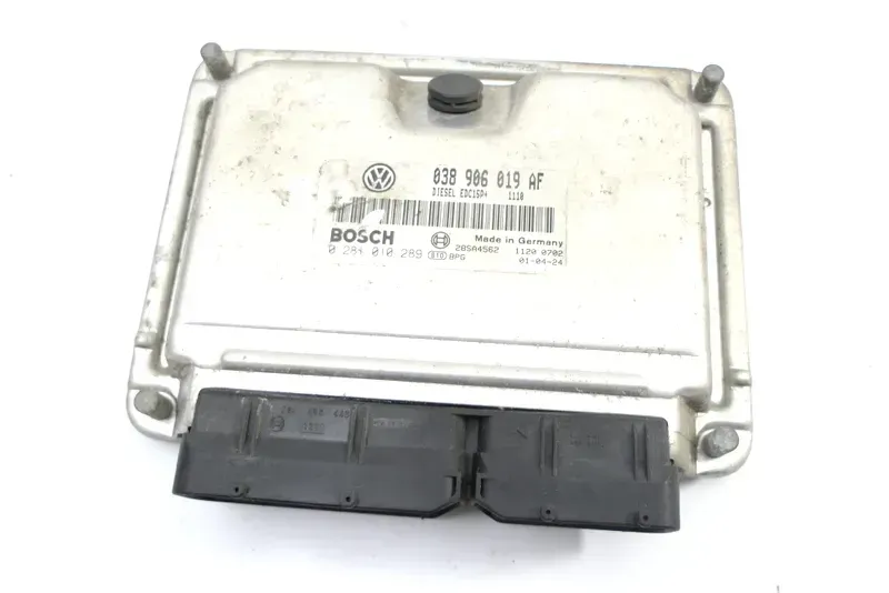 Skoda Fabia 6Y Steuergerät Motor Motorsteuergerät 1,9 TDI ATD 74kw 038906019AF - Bild 1
