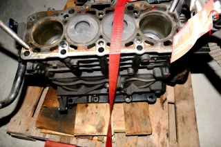 VW Golf 5 Touran Motorblock Block1,9 TDI 74kw 101PS AVQ oder 77kw BKC 105PS BRU - Bild 1