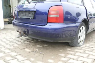 Audi A4 B5 Kombi Variant Stoßstange hinten Heckstoßstange blau LZ5K - Bild 8