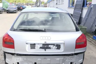 Audi A3 8L bis cBj. ca1999 Heckklappe Kofferraumklappe Klappe hinten silber LY7M - Bild 1