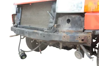 VW T4 Schloßträger Aufnahme für Kühler Querträger Pralldämpfer 7D0805591 Kurze - Bild 2