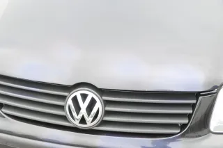 VW Polo 6N2 Motorhaube Haube vorne Klappe schwarz L041 uni - Bild 5