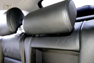 Audi A6 4F C6 Kopfstütze hinten in der Mitte Kopfstützen Leder Milano - Bild 1