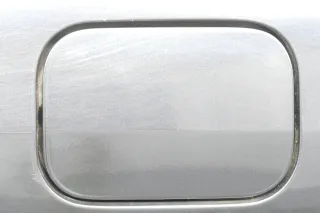 VW Passat 3A 35i Kombi Tankdeckel Klappe Tankklappe Deckel Tank schwarz LC9Z - Bild 1