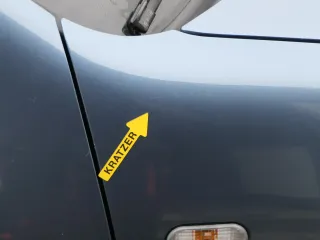 VW Golf 4 Kotflügel vorne rechts blau LD5X - Delle - Bild 8