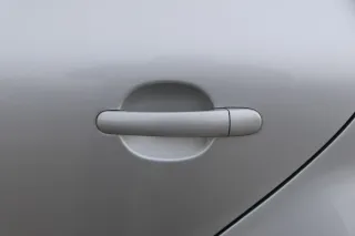 Skoda Superb 3U Limousine Tür hinten links silber LF7T - ohne Anbauteile - Bild 2