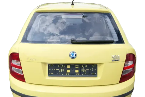 Skoda Fabia 6Y6 Schrägheck Heckklappe Kofferraumklappe hinten gelb LF1R Scheibe