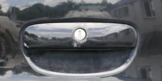 VW Polo 9N 9N3 Griff Heckkklappe Heckklappengriff schwarz L041 - Bild 1