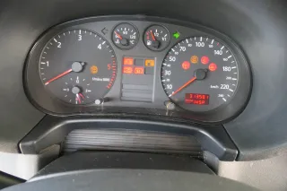 Audi A3 8L Tacho Tachometer Kombiinstrument 8L0919860D 313.000km TDI Diesel - Bild 1