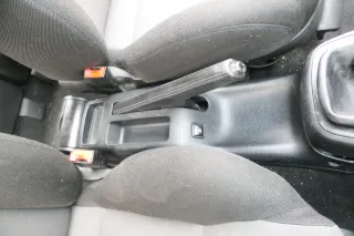 VW Golf 4 Bora Handbremse Feststellbremse schwarz Leder blaue Nähte - Bild 5
