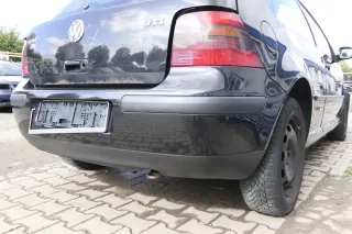 VW Golf 4 Limousine Stoßstange hinten Heckstoßstange Stoßfänger schwarz LC9Z - Bild 4