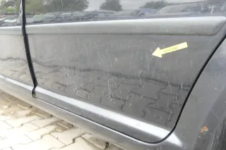 VW Golf 4 Bora Tür hinten links nur Kombi / Variant schwarz LC9Z - Bild 4