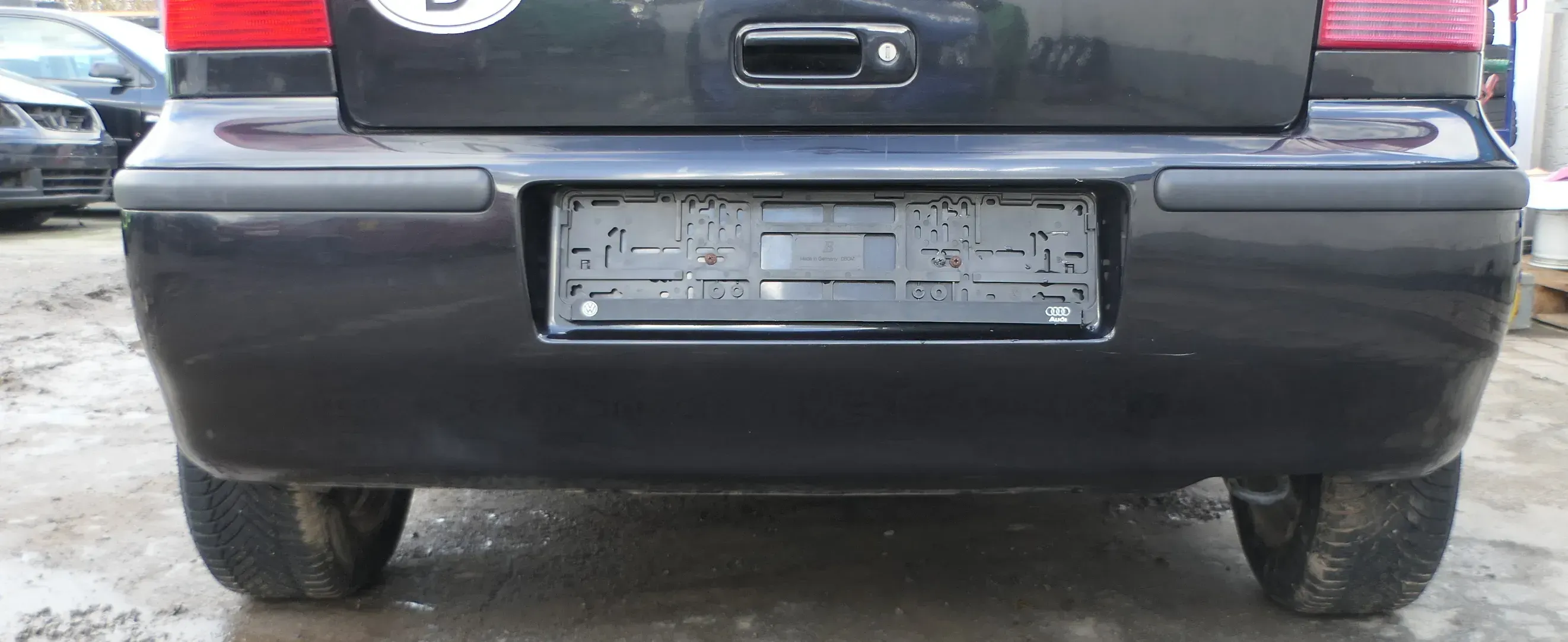 VW Polo 6N2 Stoßstange hinten Heckstoßstange Stoßfänger schwarz LC9Z - Bild 1