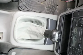 VW Passat 3B 3BG Schaltknauf Schaltsack Schaltung Schaltknüppel 5-Gang grau Lede - Bild 3