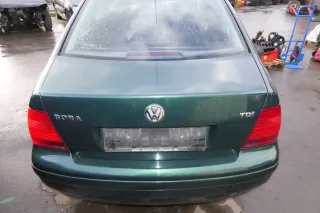 VW Bora Limousine Heckklappe Kofferraumklappe Klappe hinten grün LC6M - Bild 2