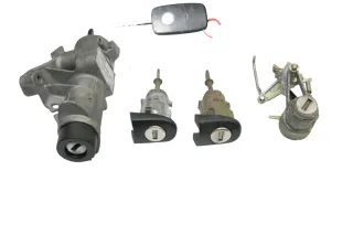 VW Golf 4 Lim Schloßsystem 2x Türschloß 1x Schlüssel Schloß Zündschloß Hecksch - Bild 1