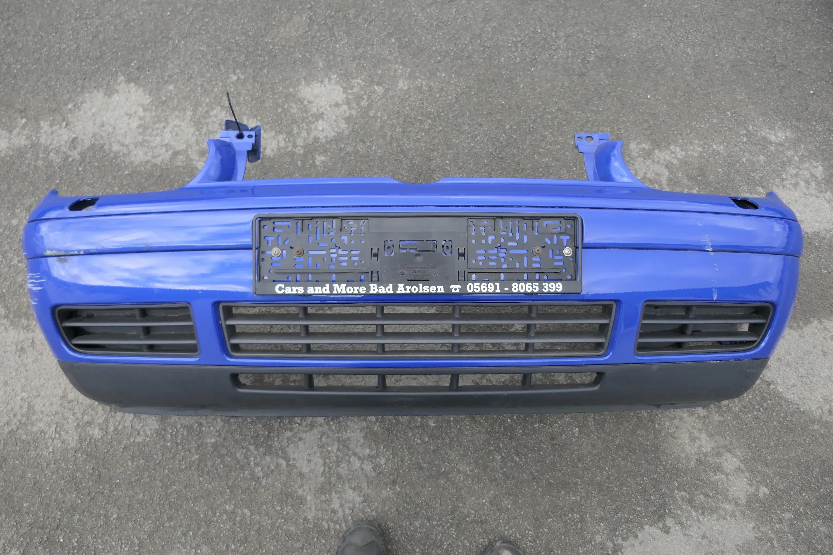 VW Golf 4 Stoßstange vorne Stoßfänger vorn blau LW5Z SWR Frontstoßstange 120735 - Bild 1