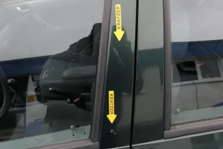 Skoda Octavia 1U Kombi + Limo Tür vorne links Fahrertür grün 9570 LF8C - Bild 3