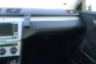 Passat 3C Mittelkonsole Verkleidung Klappe Abdeckung Dekor silber alu chro - Bild 3