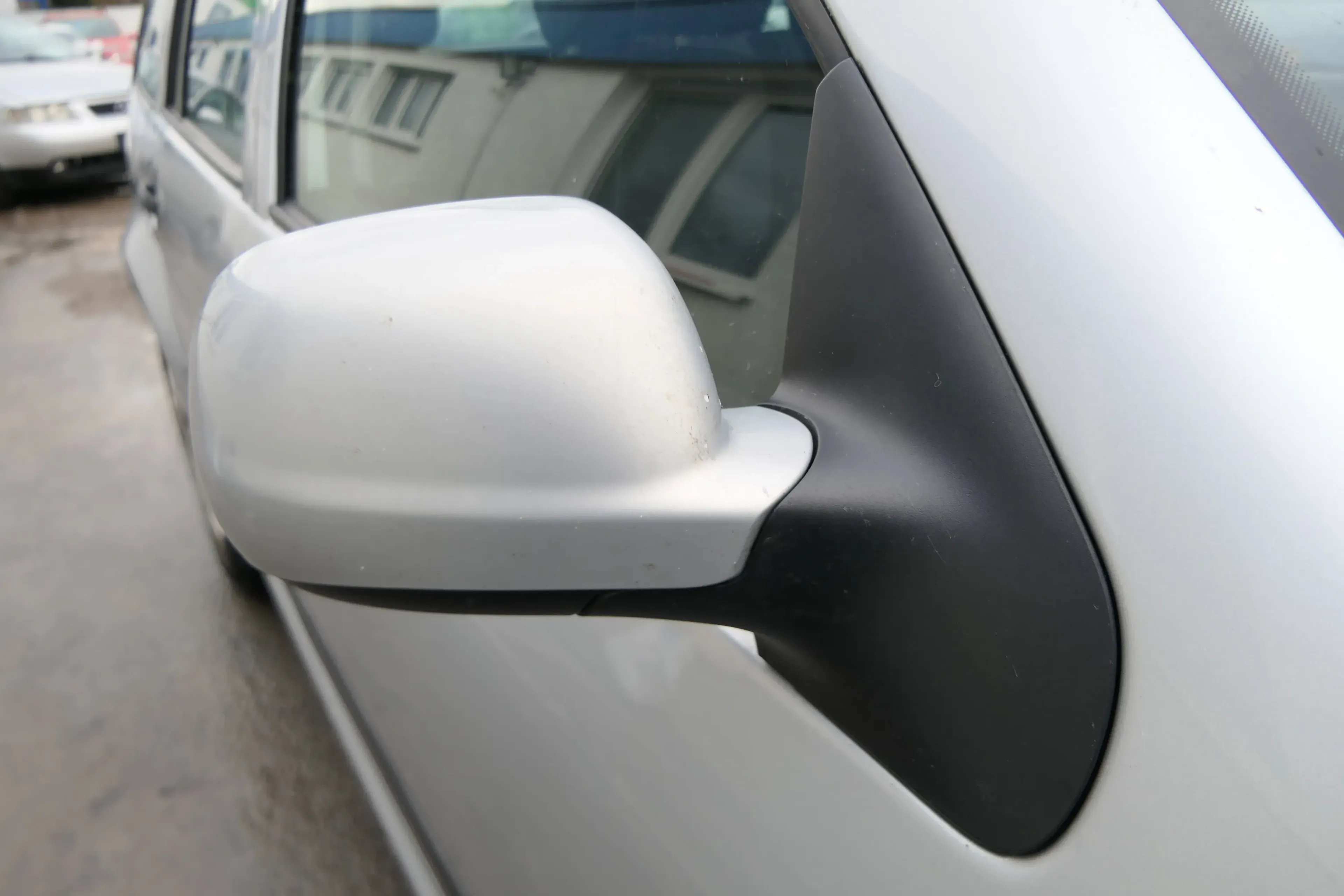 Golf 4 Bora elektrischer Spiegel vorne rechts Außenspiegel grau silber LA7W Glas - Bild 1