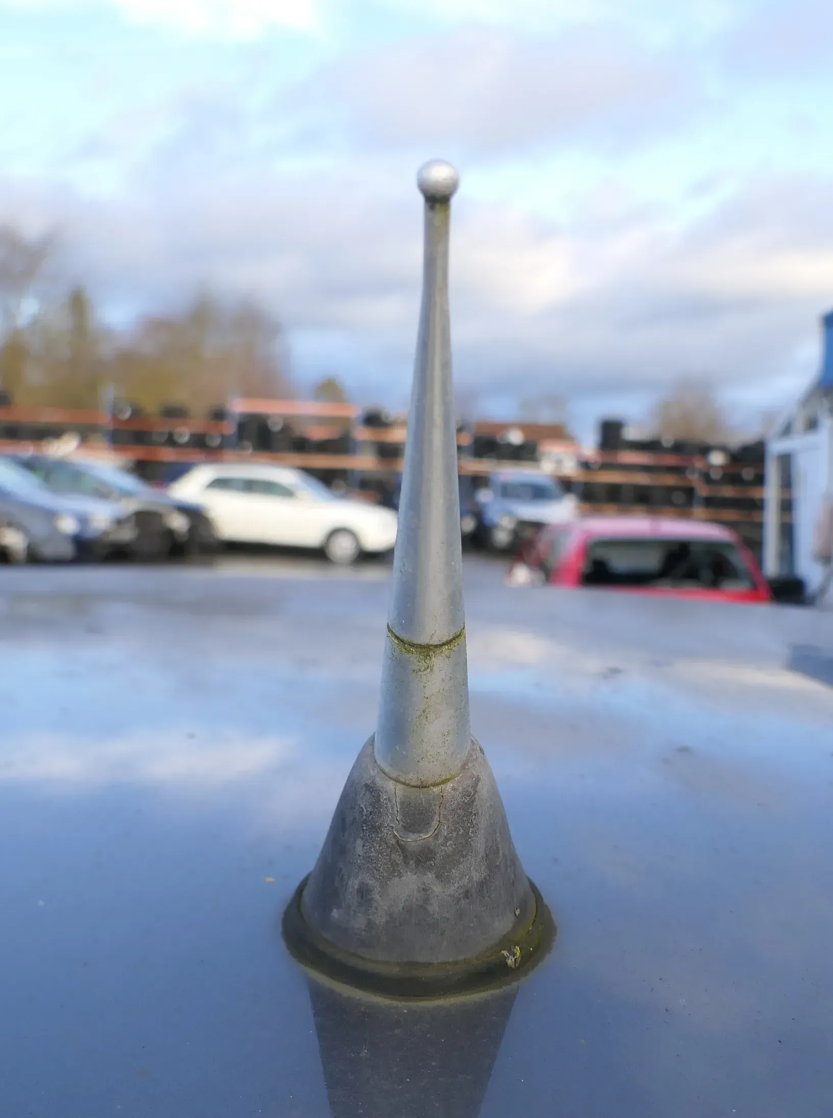 Seat 1P Leon Altea  Antenne Antennenfuß Fuß Antennensockel 1P0035501 A - Bild 1