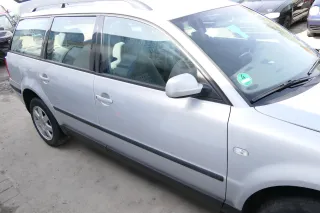 VW Passat 3B 3BG Kombi + Limo Tür vorne rechts Beifahrertür grau silber LB7Z - Bild 2