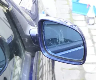 VW Golf 4 Bora elektrischer Spiegel vorne rechts Außenspiegel blau LB5N Glas - Bild 2