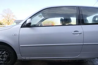 VW Lupo Seat Arosa Tür vorne links Fahrertür silber g LA7W (mechanischer Fenster - Bild 1