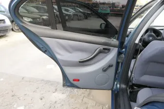 Seat Leon 1M Toledo Türverkleidung Verkleidung Tür hinten links blau grau - Bild 1