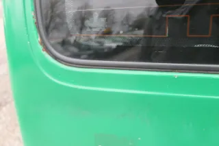 VW T4 Transporter Heckklappe Klappe hinten Kofferraumklappe grün Polizei Scheibe - Bild 11