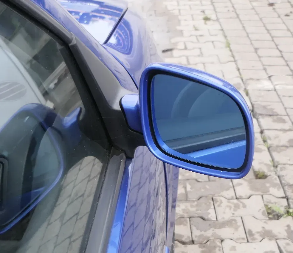 Golf 4 Bora elektrischer Spiegel vorne rechts Außenspiegel blau LW5Y Glas - Bild 1