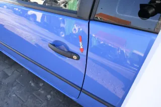 VW Lupo Seat Arosa Tür vorne links Fahrertür blau LR5A (mechanischer FH) - Bild 7