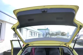 VW Polo 9N3 9N Heckklappe Kofferraumklappe Klappe gelb LD1B ohne Anbauteile - Bild 8