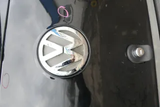 VW Fox 5Z Heckklappe Kofferraumklappe Klappe hinten + Scheibe schwarz L041 - Bild 2
