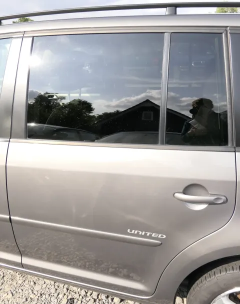 VW Touran 1T Tür hinten links grau LD7S mit Scheibe, sonst OHNE Anbauteile