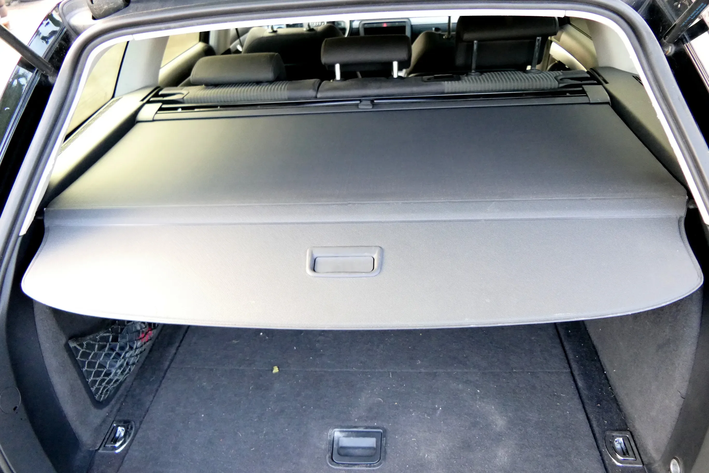 Audi A4 B6 B7 8E Kombi Avant Laderaumabdeckung Rollo Hutablage Kofferraum schwar - Bild 1