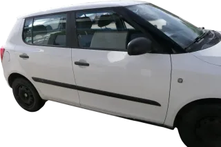 Fabia 5J Limousine Tür vorne rechts Beifahrertür weiß LF9E  - ohne Anbauteile - Bild 2