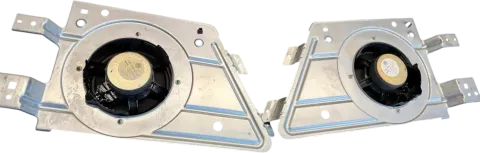 VW Golf 4 1J hinten links + rechts Lautsprecher Halter Halterung Box Boxen 2/3Tü