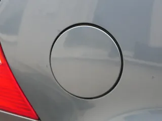VW Golf 4 Limousine Tankdeckel Deckel Tank Tankverschluß blau LD5X - Bild 1