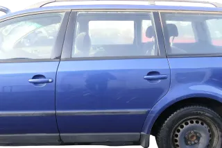 VW Passat 3B 3BG Kombi Variant Tür hinten links blau LR5V + Scheibe - Bild 1