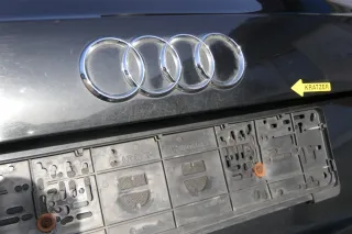 Audi A4 B8 8K Kombi Avant hinten Heckklappe mit Scheibe Deckel schwarz LZ9Y - Bild 4