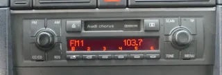 Audi A4 8E Radio Audi Kasette Original chorus inkl. Code 8E0035152 - Bild 1