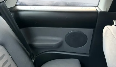 New Beetle 9C Seite Seitenverkleidung Verkleidung hinten links schwarz Abdeckung