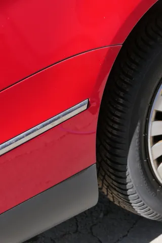 Passat 3C Limousine Stoßstange hinten Heckstoßstange Stoßfänger rot LY3D - Bild 7